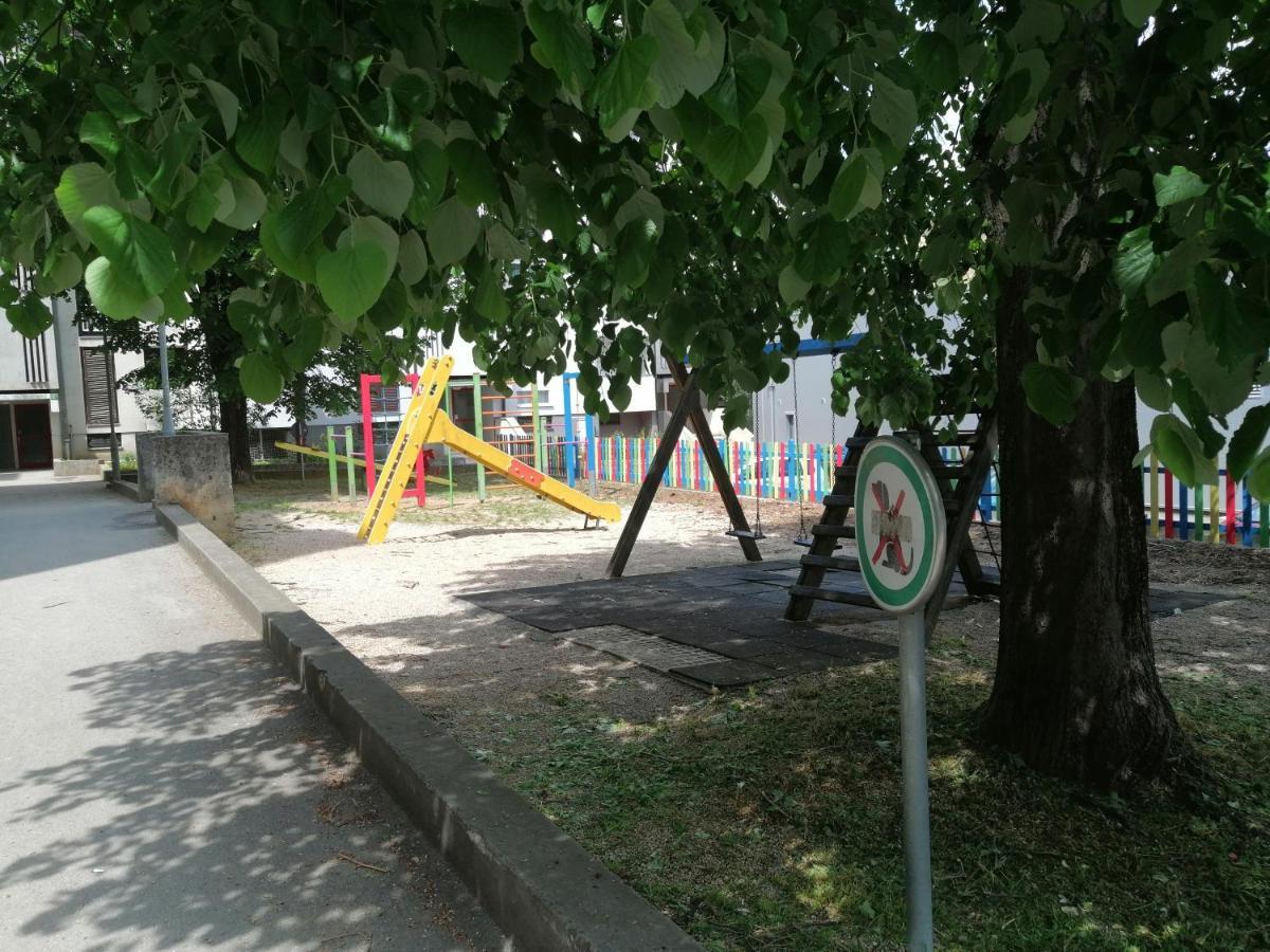 PUY Apartman Sanja מראה חיצוני תמונה